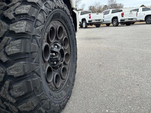 Used 2024 Ford F250 Lariat w/ Lariat Ultimate Package image 10