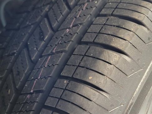 Used 2023 Toyota RAV4 SE image 42