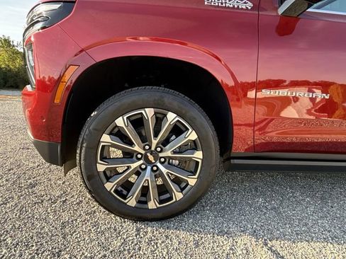 New 2025 Chevrolet Suburban High Country AWD/4WD image 35