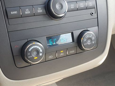 Used 2006 Buick Lucerne CXL w/ Luxury Package FWD image 19