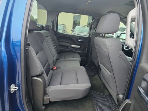 Used 2018 Chevrolet Silverado 1500 LT w/ LT Eassist Package image 22