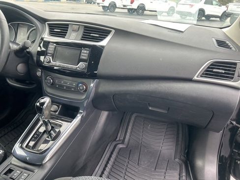 Used 2017 Nissan Sentra SR w/ Protection Package image 20