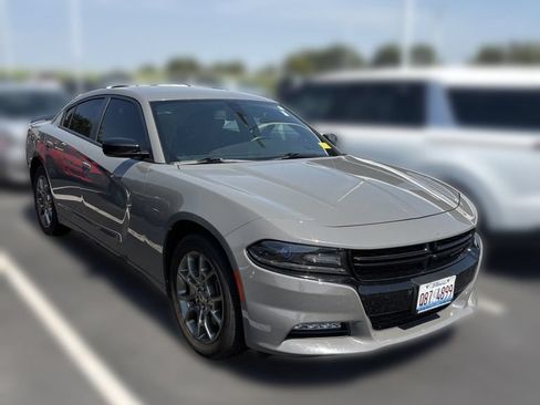 Used 2017 Dodge Charger SXT w/ Driver Confidence Group AWD/4WD image 1