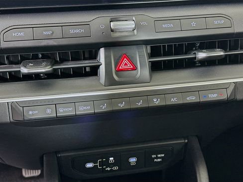 Used 2025 Kia K4 LXS image 23