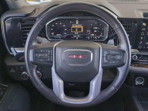 Used 2022 GMC Sierra 1500 Elevation w/ X31 Off-Road Package AWD/4WD image 32