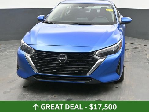 Used 2025 Nissan Sentra SV image 5