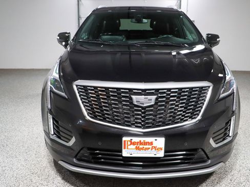 Used 2022 Cadillac XT5 Premium Luxury w/ LPO, Floor Liner Package image 4