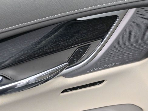 Certified 2023 Cadillac XT6 Premium Luxury w/ Technology Package image 10