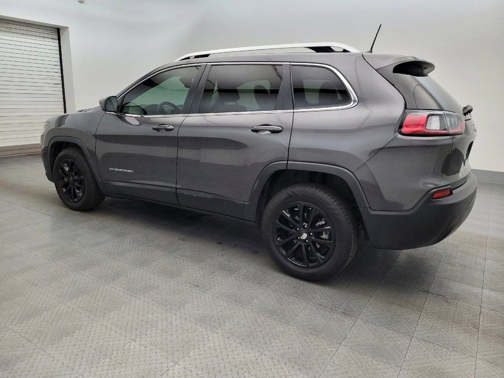 Used 2020 Jeep Cherokee Latitude Plus w/ Comfort/Convenience Group FWD image 3