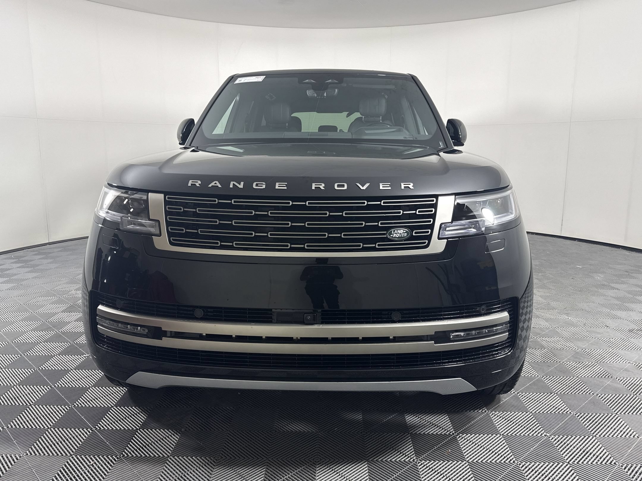 New 2026 Land Rover Range Rover SE AWD/4WD image 6