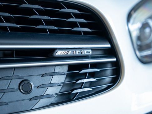 Used 2017 Mercedes-Benz SL 63 AMG image 10