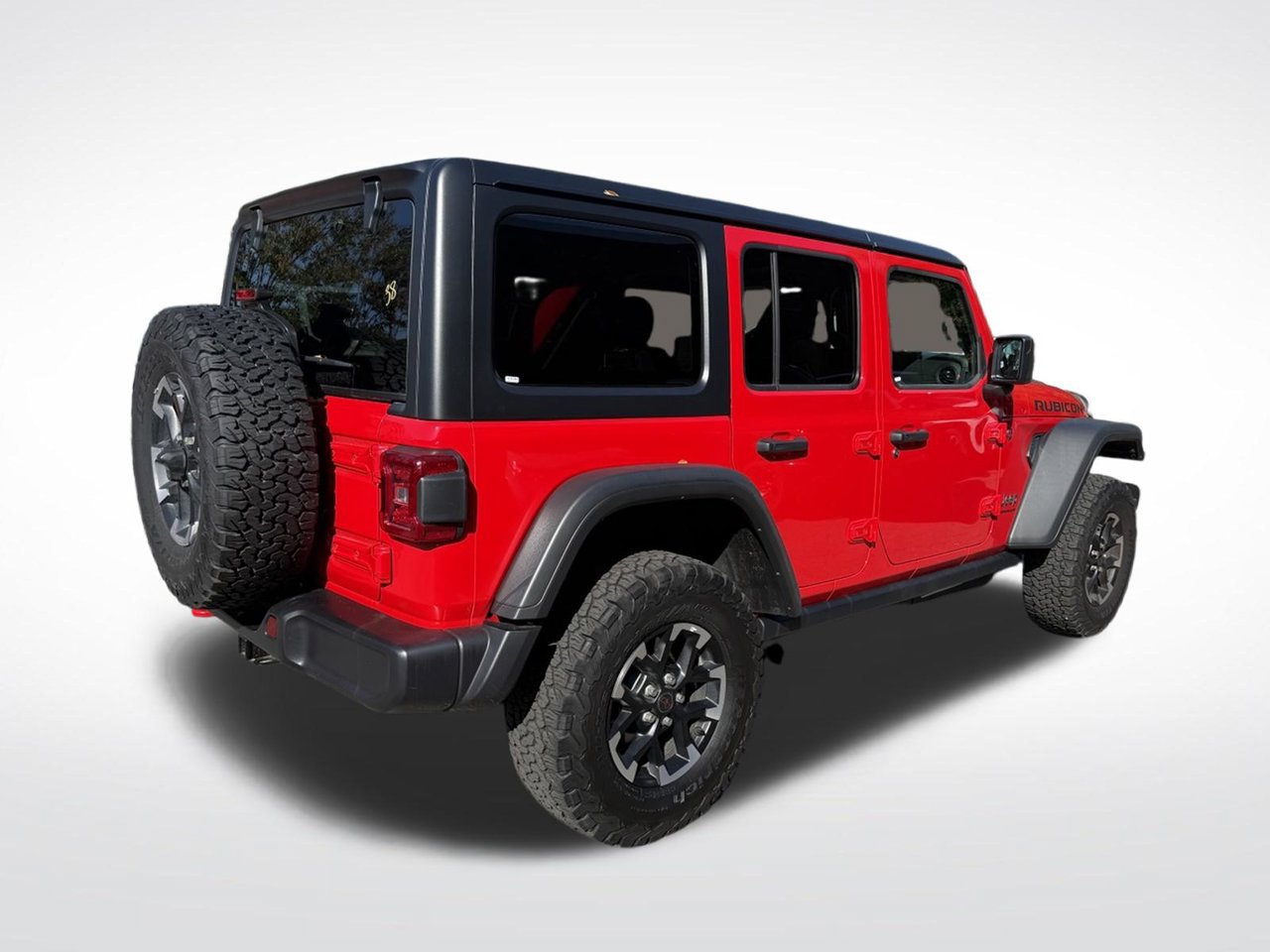 Used 2026 Jeep Wrangler Unlimited Rubicon AWD/4WD image 3