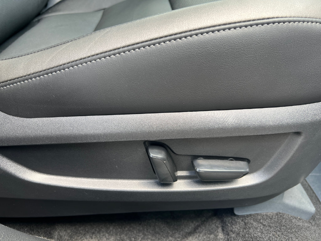 Used 2025 INFINITI QX50 Luxe AWD/4WD image 14