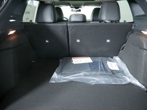 New 2026 Nissan Kicks SR w/ SR Premium Package AWD/4WD image 18