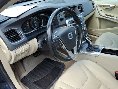 Used 2015 Volvo V60 T5 Platinum AWD/4WD image 3
