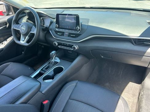 Used 2022 Nissan Altima 2.5 SV FWD image 33