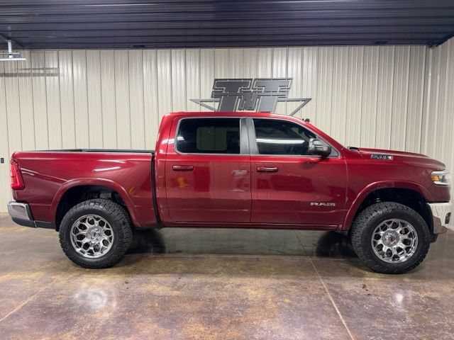 Used 2025 RAM 1500 Laramie AWD/4WD image 7