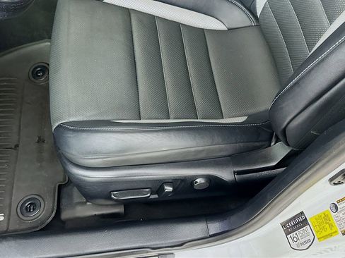 Used 2020 Lexus IS 300 F Sport w/ Blackline Edition RWD image 9