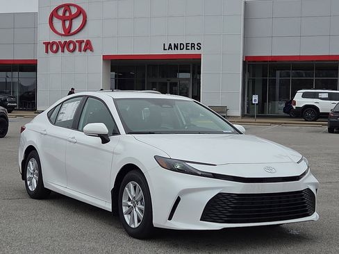 New 2026 Toyota Camry LE image 1