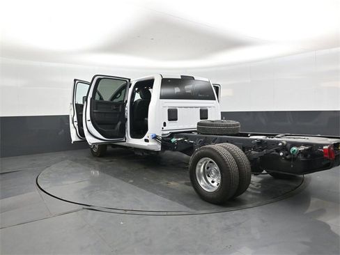 New 2026 RAM 3500 Tradesman w/ Chrome Appearance Group image 46