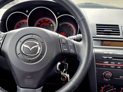 Used 2006 MAZDA MAZDA3 s FWD image 22