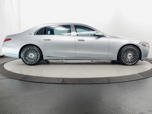 Used 2024 Mercedes-Benz Maybach S 680 4MATIC image 39