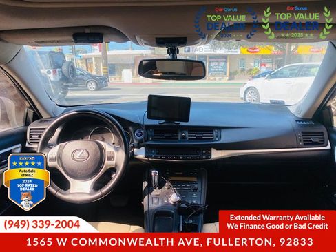 Used 2013 Lexus CT 200h image 28