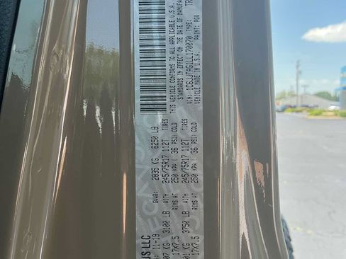 Used 2020 Jeep Gladiator Sport w/ Quick Order Package 24S AWD/4WD image 18