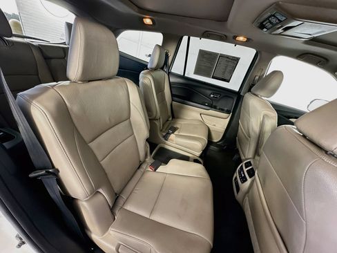Used 2018 Honda Pilot Elite image 30