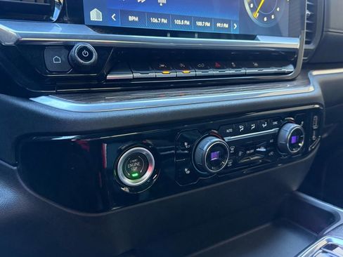 Used 2022 Chevrolet Silverado 1500 RST image 28