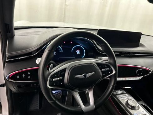 Used 2023 Genesis GV70 3.5T Sport w/ Sport Prestige Package AWD/4WD image 8