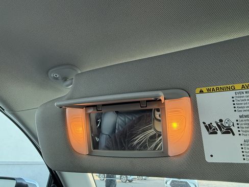 Certified 2019 Toyota Tundra Platinum image 18