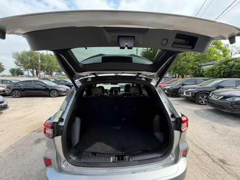 Used 2024 Ford Escape ST-Line w/ Tech Pack #1 FWD image 11