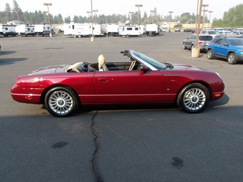 Used 2004 Ford Thunderbird RWD image 14