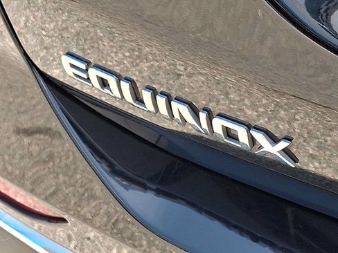 Used 2018 Chevrolet Equinox LS AWD/4WD image 30