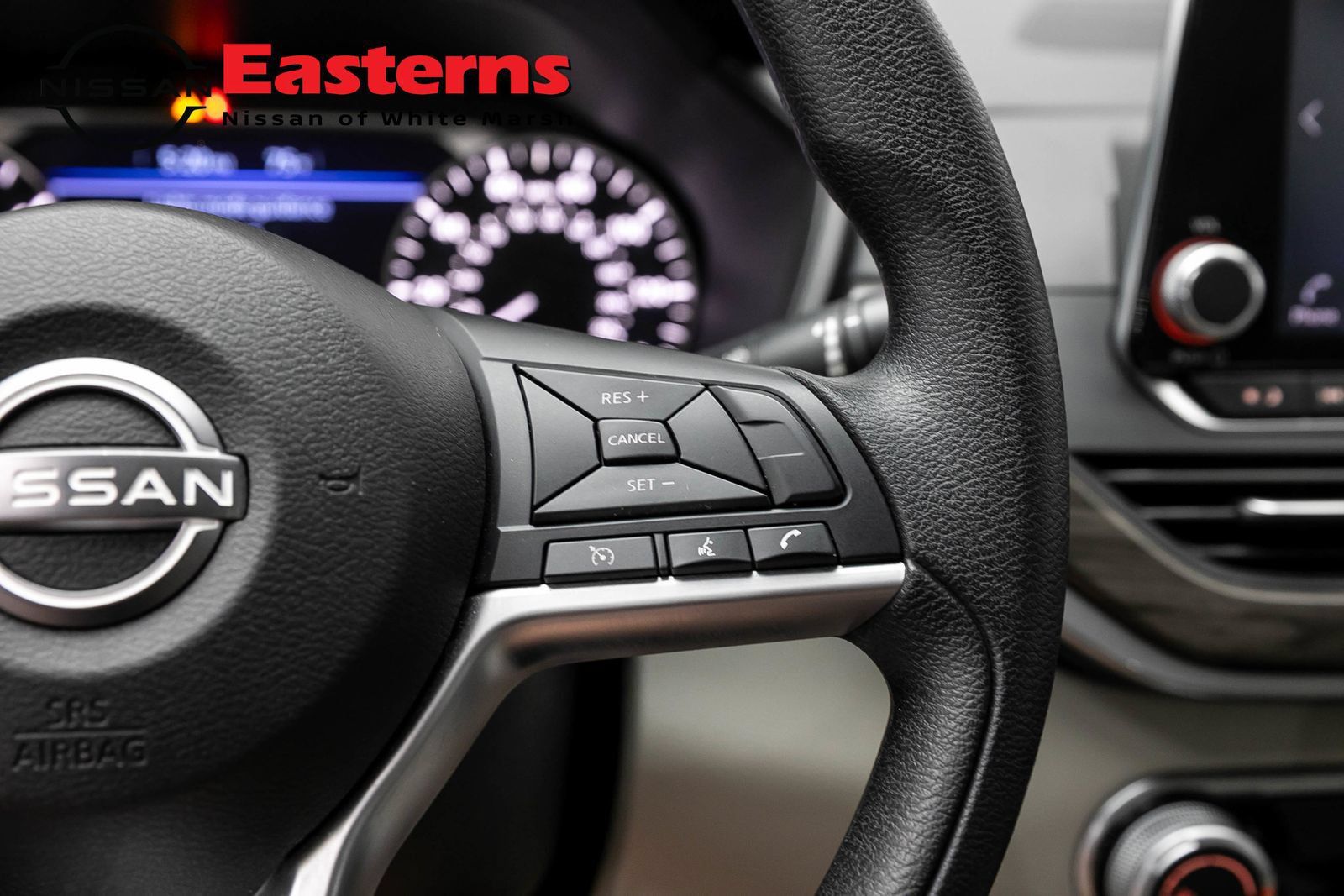 Used 2024 Nissan Altima 2.5 SV FWD image 16