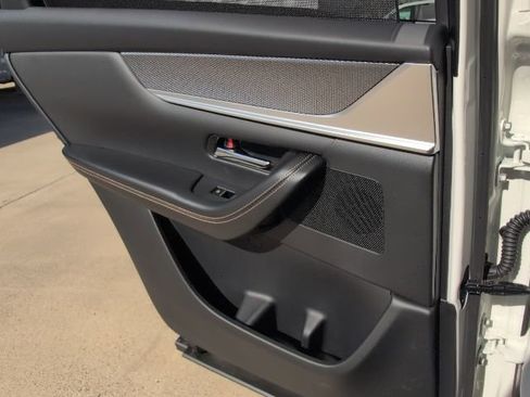 New 2026 MAZDA CX-90 Plug-In Hybrid w/ Premium Plus image 10