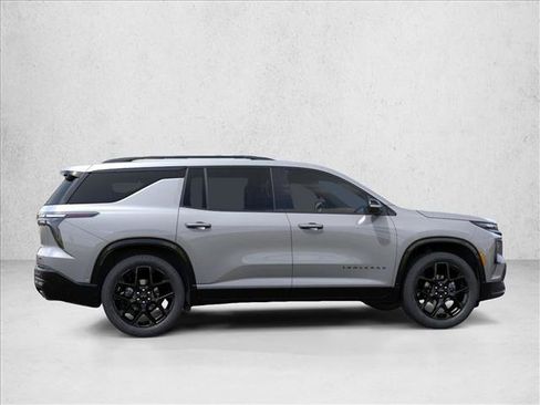 New 2026 Chevrolet Traverse RS w/ LPO, Floor Liner Package FWD image 6