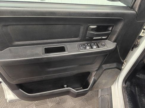 Used 2021 RAM 1500 Tradesman AWD/4WD image 38