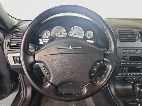 Used 2003 Ford Thunderbird image 14