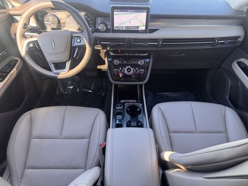 Certified 2022 Lincoln Corsair AWD w/ Equipment Group 101A image 21