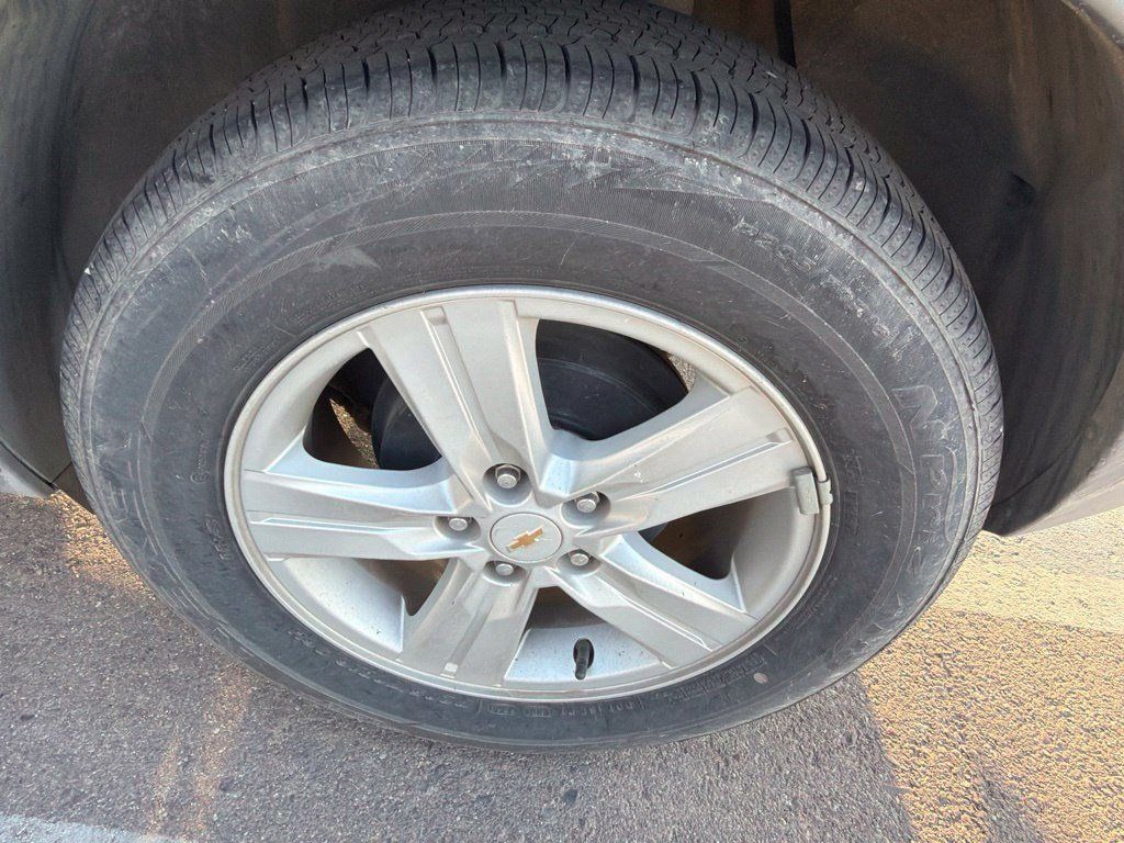 Used 2020 Chevrolet Trax LS w/ Tint and Cruise Package FWD image 8