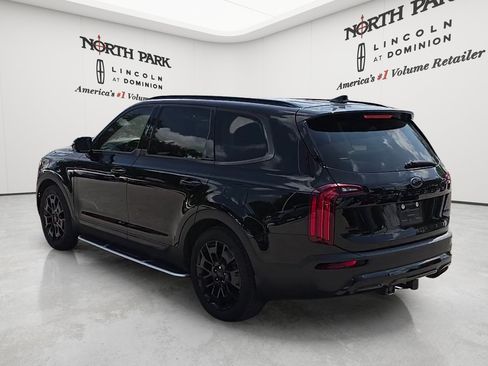 Used 2021 Kia Telluride SX w/ Nightfall Edition Package AWD/4WD image 3