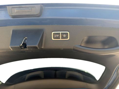 Used 2022 Kia Sorento SX FWD image 8