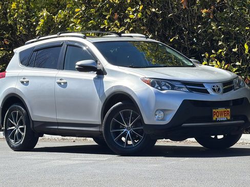 Used 2014 Toyota RAV4 XLE image 2