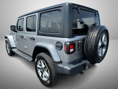 Used 2020 Jeep Wrangler Unlimited Sahara AWD/4WD image 4