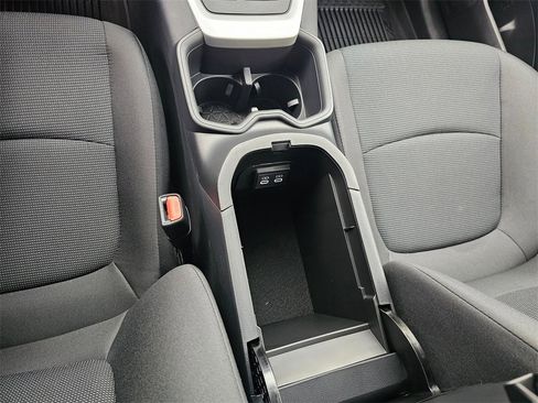 Used 2025 Toyota RAV4 LE image 28