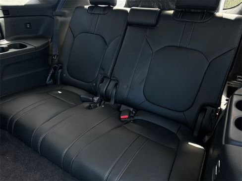 New 2025 Honda Pilot TrailSport image 18