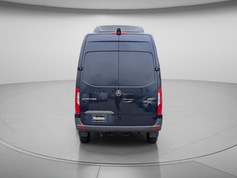 New 2026 Mercedes-Benz Sprinter 2500 image 3