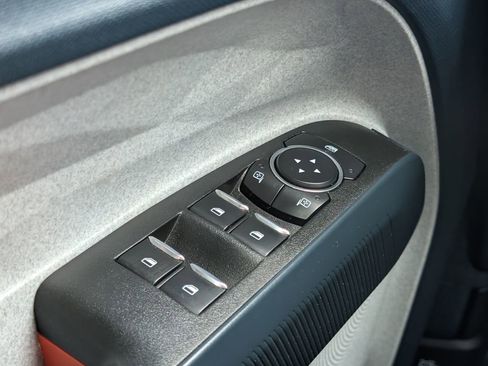 Used 2023 Ford Maverick XLT w/ Equipment Group 300A Standard image 12